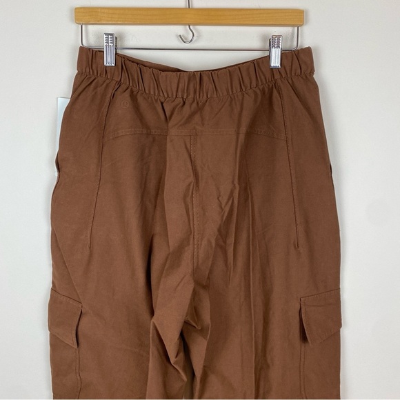 NWT Lululemon Light Utilitech High Rise Cargo Pocket Pants - Picture 5 of 8
